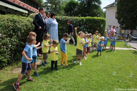 Obogateno igrišče v enoti Kamenček Vrtca Antona Medveda Kamnik (1)